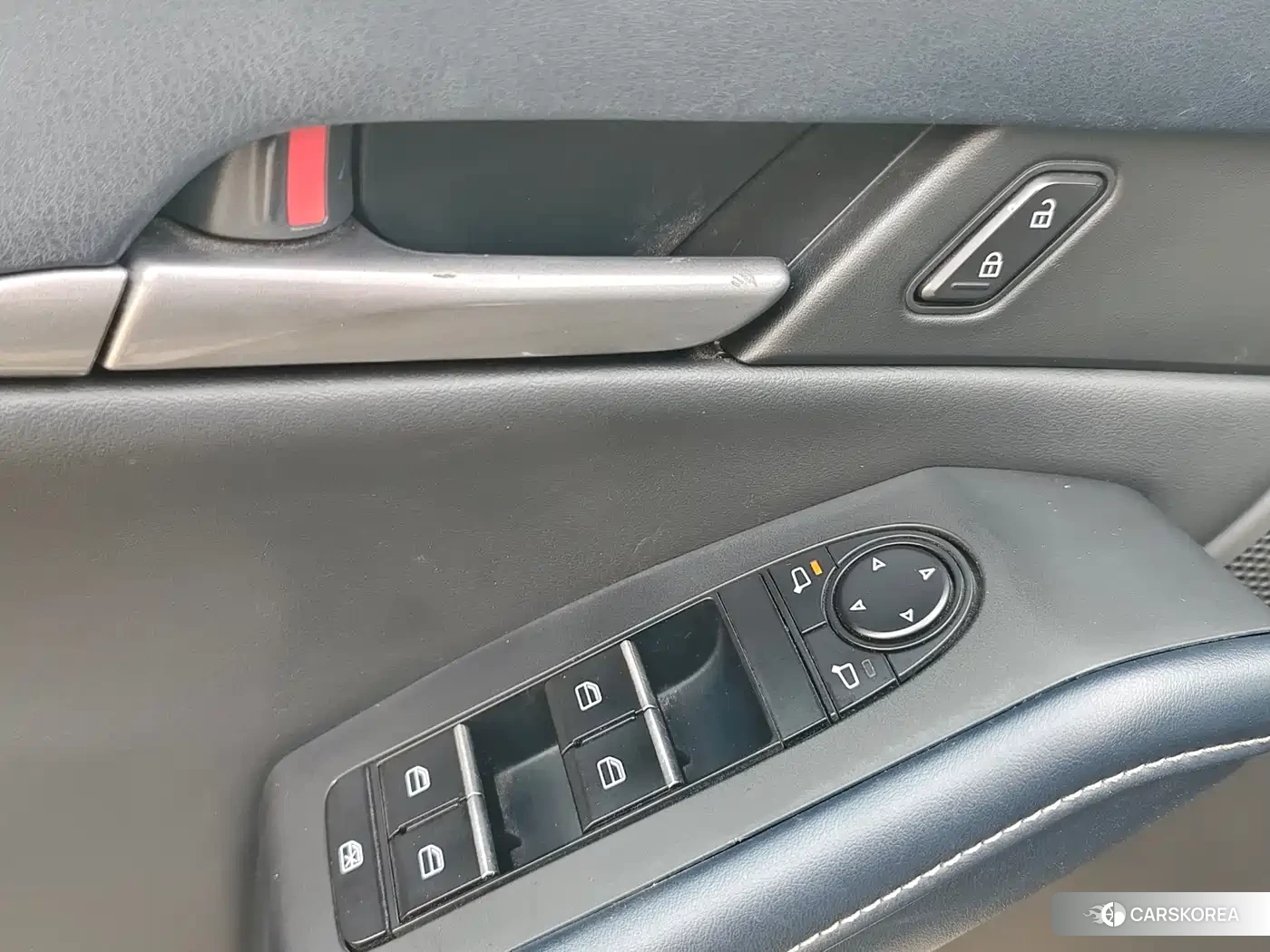 Mazda CX-30 id 4583777 из Китая 16