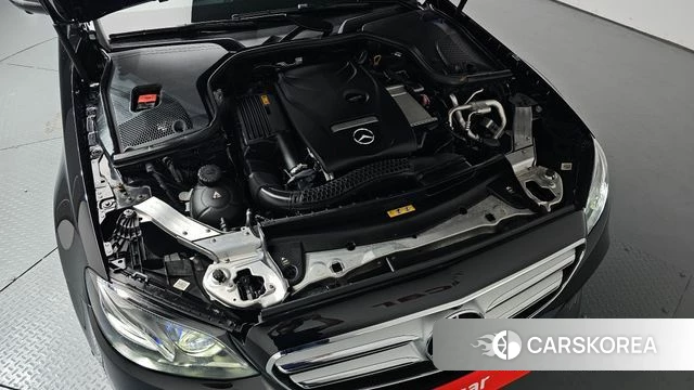 Mercedes-Benz E-Class W213 id 4658434 из Кореи 31
