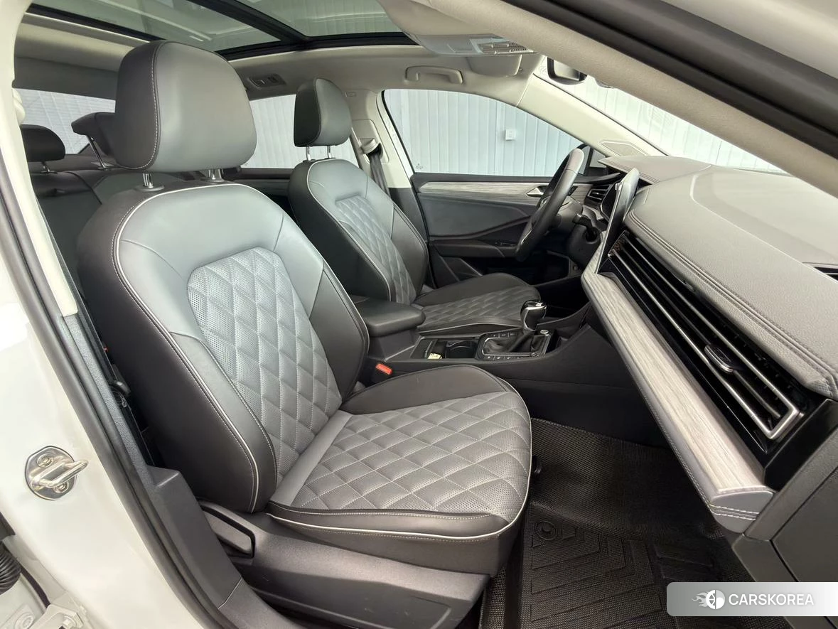 Volkswagen Sagitar id 4486441 из Китая 15