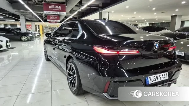 BMW 7 Series (G70) id 3041277 из Кореи 15