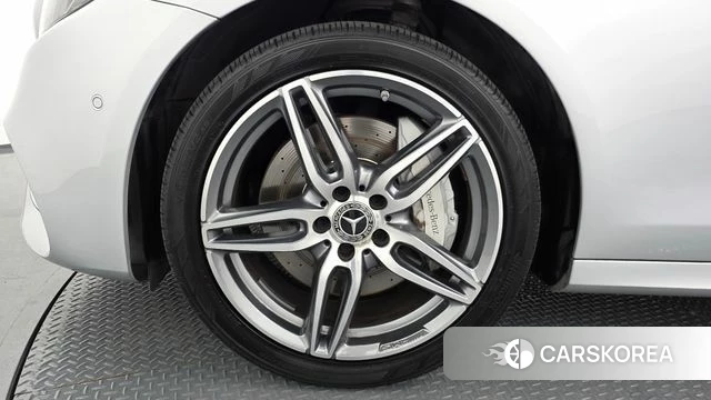 Mercedes-Benz E-Class W213 id 4765085 из Кореи 32