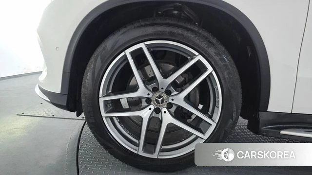 Mercedes-Benz GLE - Class W166 id 3917456 из Кореи 15