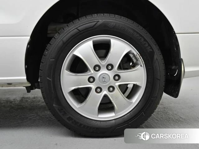 Hyundai The New Grand Starex id 3955444 из Кореи 15