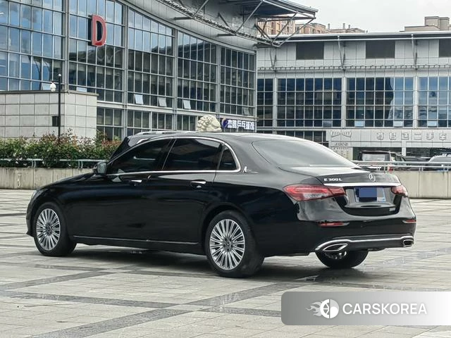 Mercedes-Benz E-class id 4277617 из Китая 12