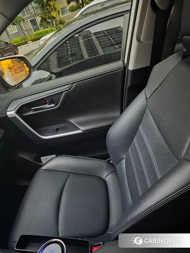 Toyota RAV4 5th Generation 2019 Белый из Кореи, фото 5