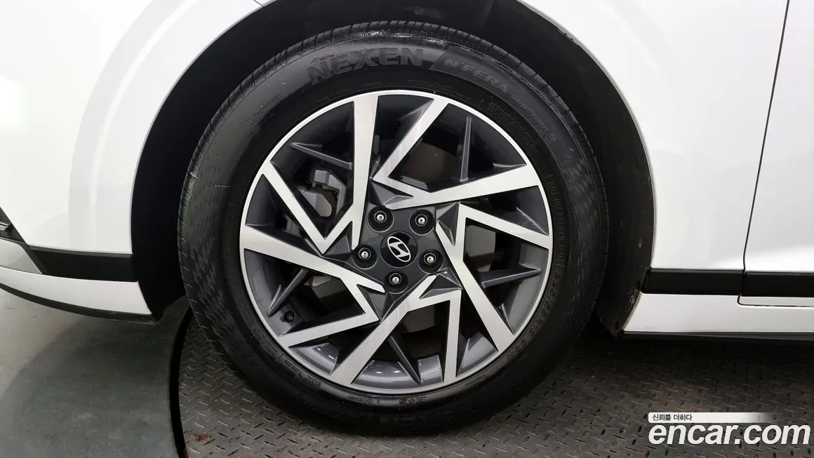 Hyundai Grandeur (GN7) id 2056333 из Кореи 15