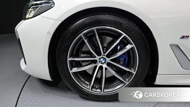 BMW 5 Series (G30) id 3488546 из Кореи 15