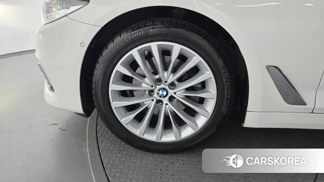 BMW 5 Series (G30) id 4285292 из Кореи 27