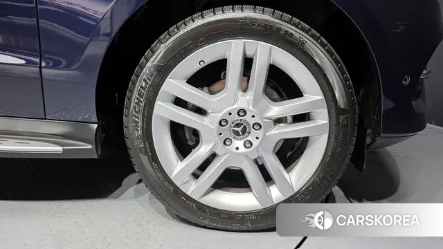 Mercedes-Benz GLE - Class W166 id 3024568 из Кореи 15