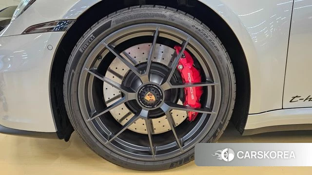 Porsche 911(992) id 4511097 из Кореи 15