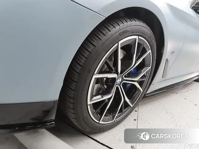 BMW 5 Series (G30) id 3711811 из Кореи 15