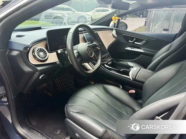 Mercedes-Benz EQE id 4273982 из Китая 14
