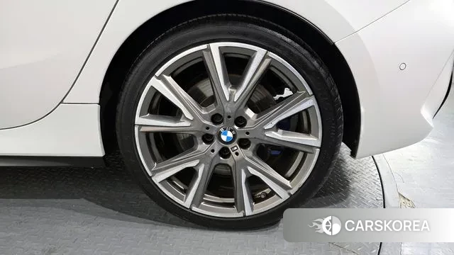 BMW 1 Series (F40) id 3581985 из Кореи 15