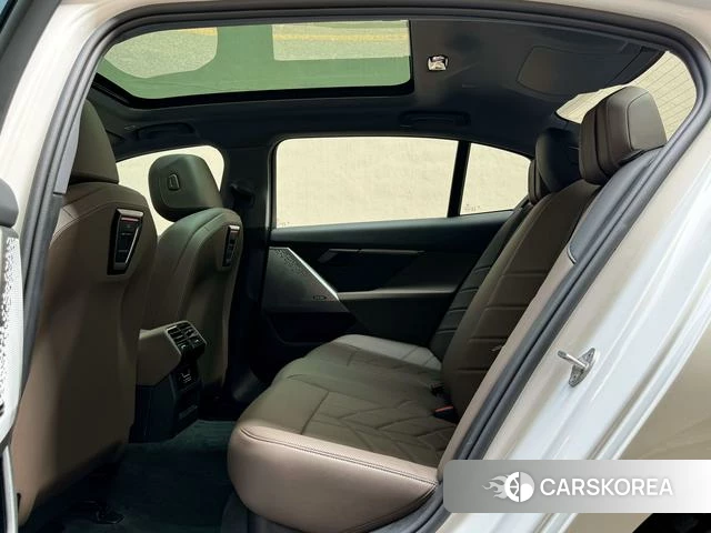 BMW 5 series id 4353153 из Китая 11