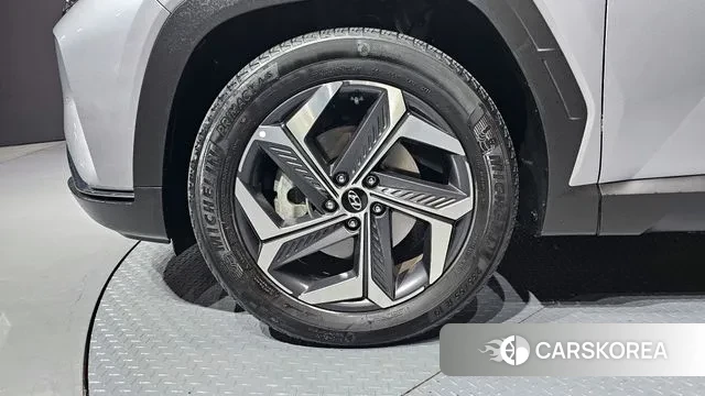 Hyundai Tucson (NX4) id 3529334 из Кореи 15