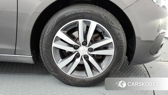 Peugeot 308 second generation id 3880072 из Кореи 15