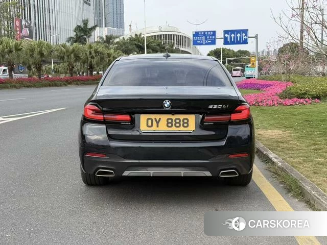 BMW 5 series 2022 Черный из Китая, фото 5