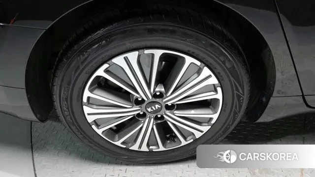 Kia K7 Premier Hybrid id 3484238 из Кореи 15