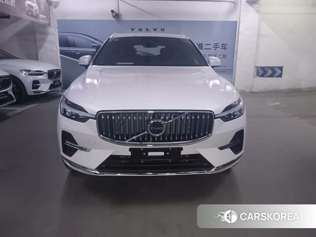 Volvo XC60 2025 Белый из Китая, фото 5