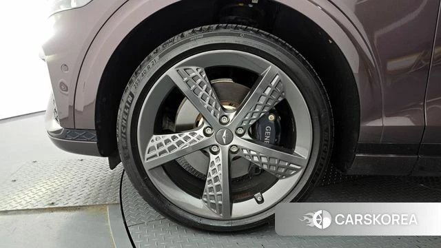 Genesis GV70 id 3914743 из Кореи 15