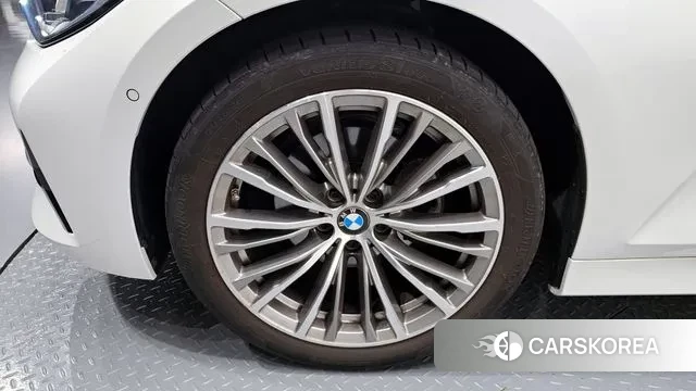 BMW 3 Series (G20) id 3059052 из Кореи 15