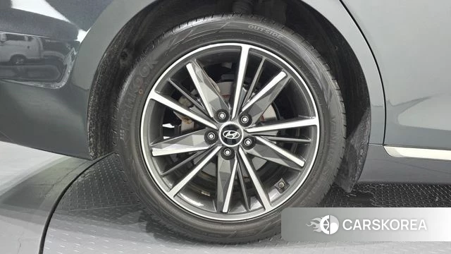 Hyundai The New Grandeur IG id 4550101 из Кореи 29