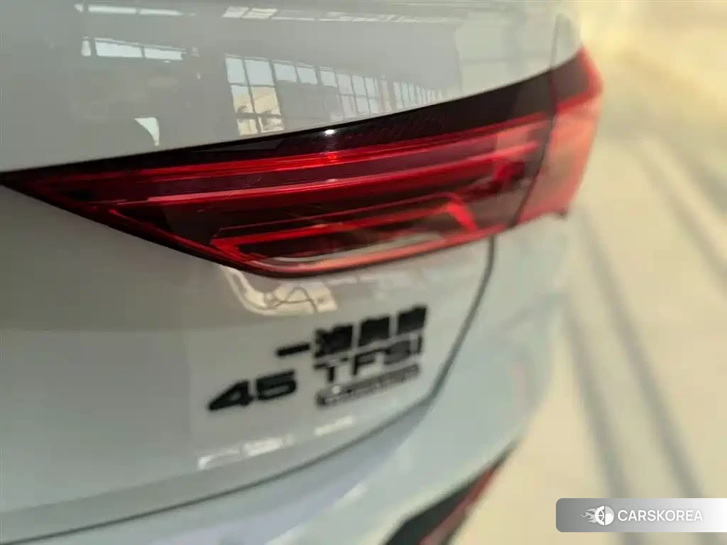 Audi Q3 Sportback id 4589271 из Китая 12