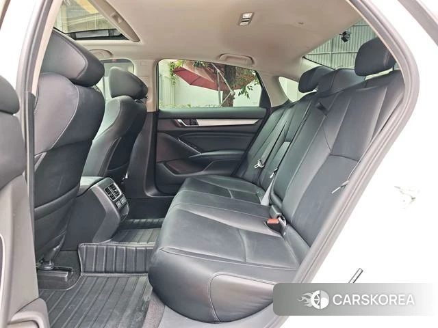 Honda Accord id 4263458 из Китая 23
