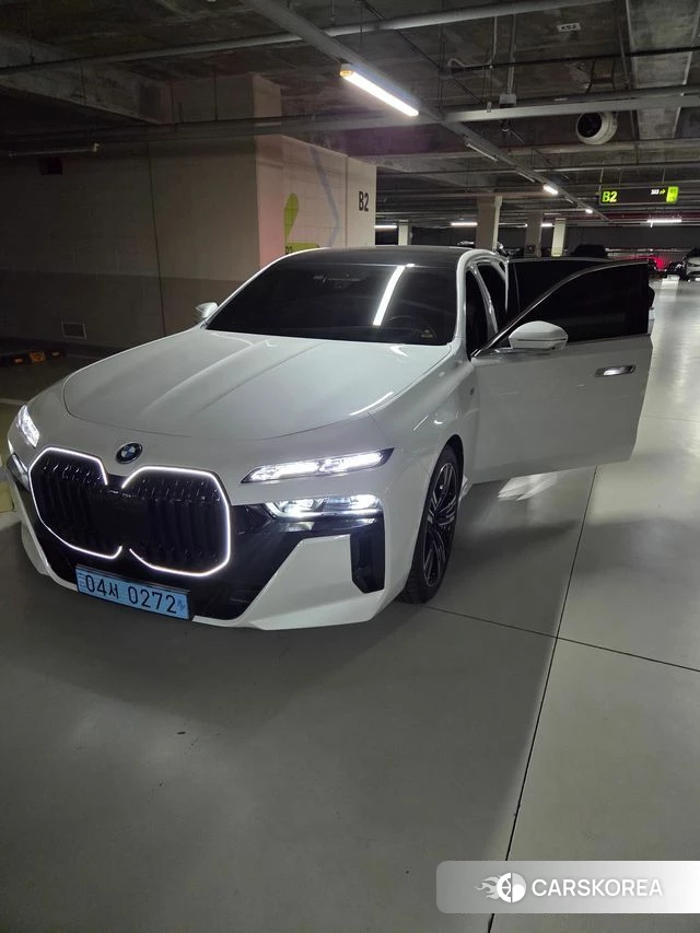 BMW i7 (G70) id 3841737 из Кореи 14