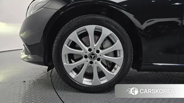 Mercedes-Benz E-Class W213 id 3617023 из Кореи 15