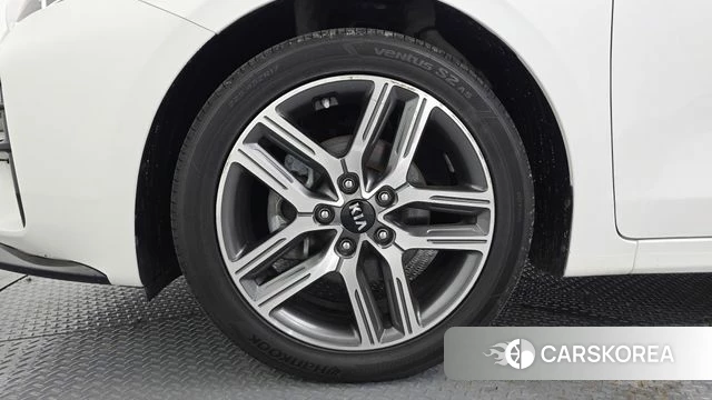 Kia Come New K3 id 4574462 из Кореи 15