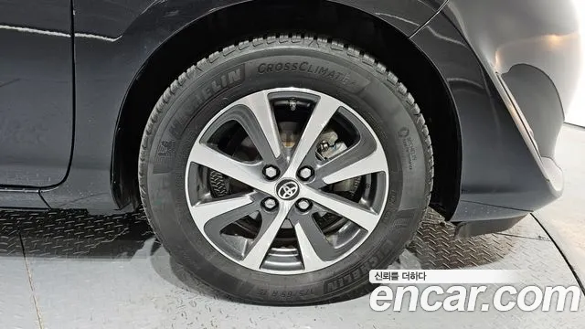 Toyota Prius C id 2669035 из Кореи 15