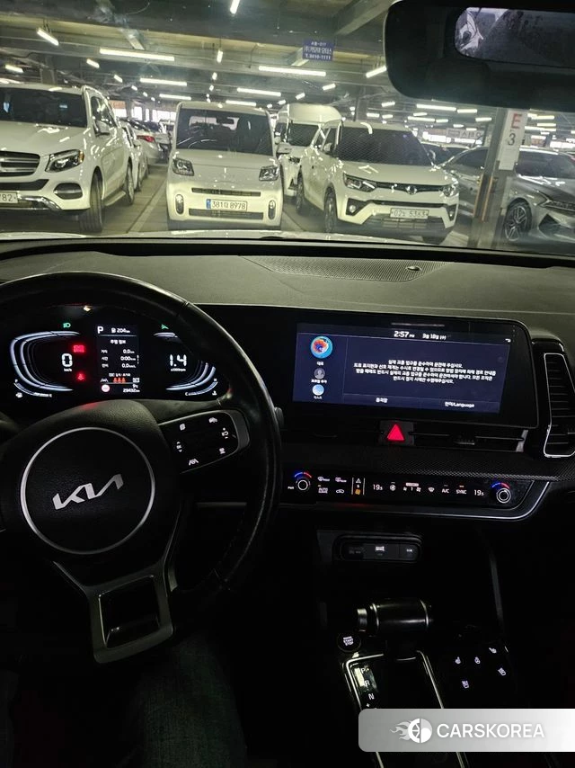 Kia Sportage 5th Generation 2023 Белый из Кореи, фото 6