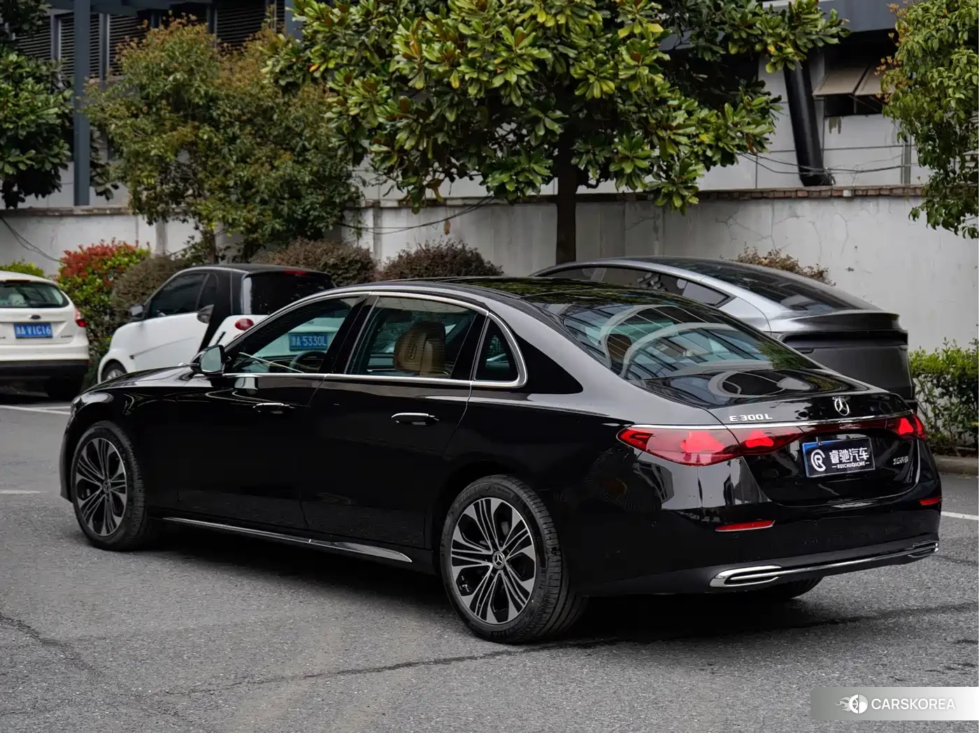 Mercedes-Benz E-Class id 4664610 из Китая 14