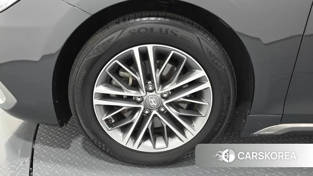 Hyundai Grandeur IG id 4435601 из Кореи 27