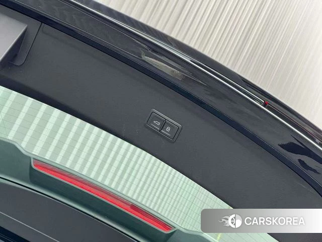 Audi Q5L id 4215010 из Китая 20