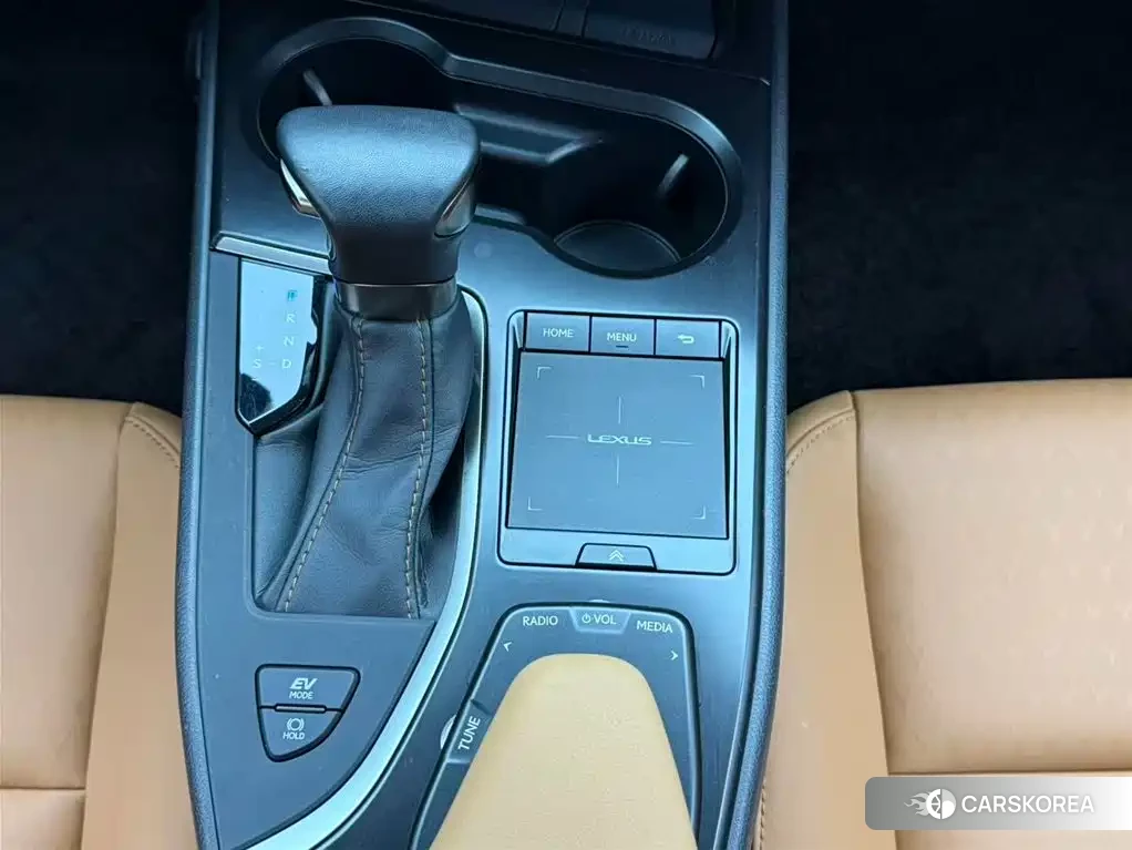 Lexus UX id 4546210 из Китая 12