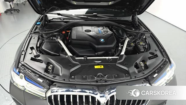 BMW 5 Series (G30) id 4793853 из Кореи 26