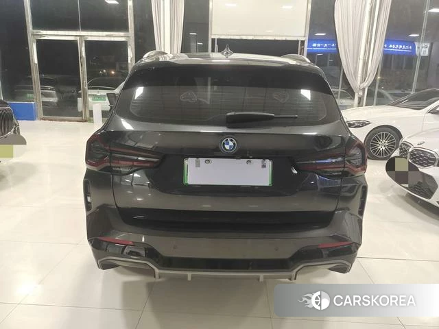 BMW iX3 2022 Темно-серый из Китая, фото 5