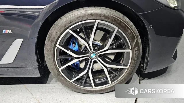 BMW 5 Series (G30) id 3670565 из Кореи 15