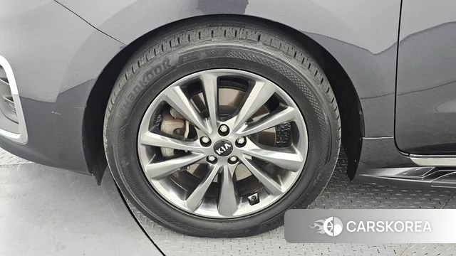 Kia The New Carnival id 4496878 из Кореи 26