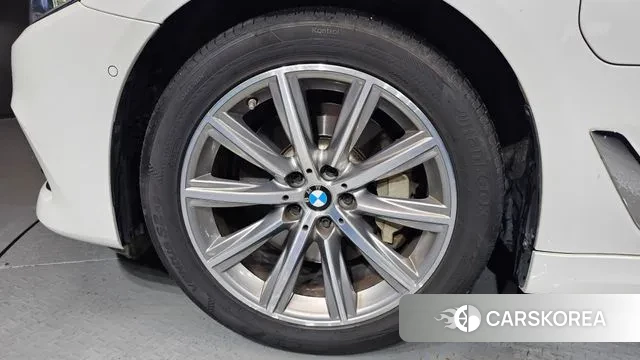 BMW 5 Series (G30) id 3106401 из Кореи 15