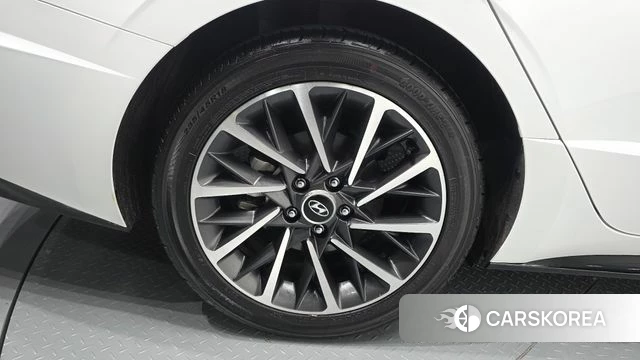 Hyundai Sonata (DN8) id 4409134 из Кореи 29