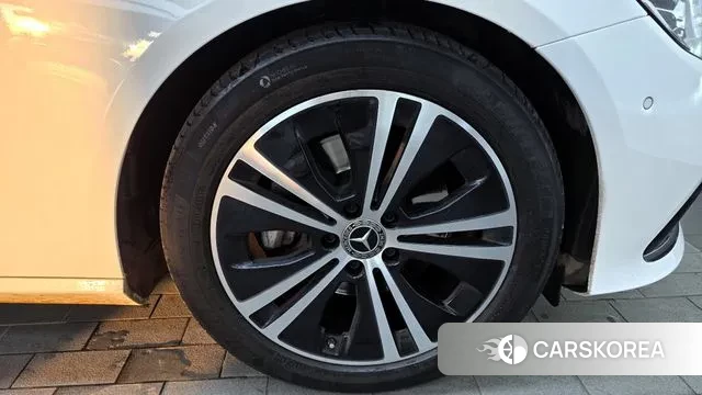 Mercedes-Benz E-Class W213 id 3788450 из Кореи 15