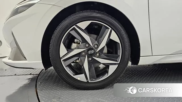 Hyundai Avante (CN7) id 3556648 из Кореи 15