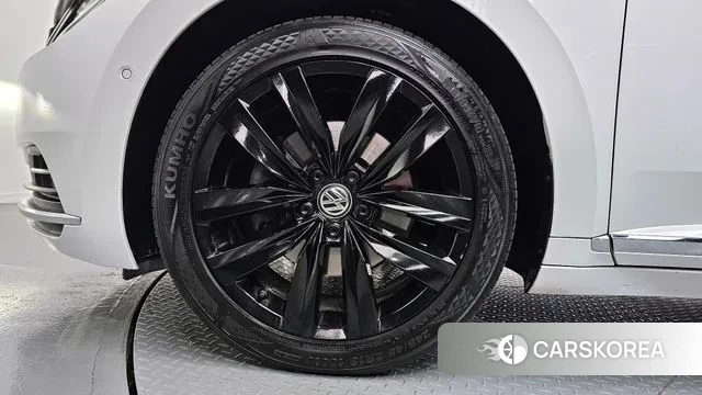 Volkswagen Arteon id 3439500 из Кореи 15