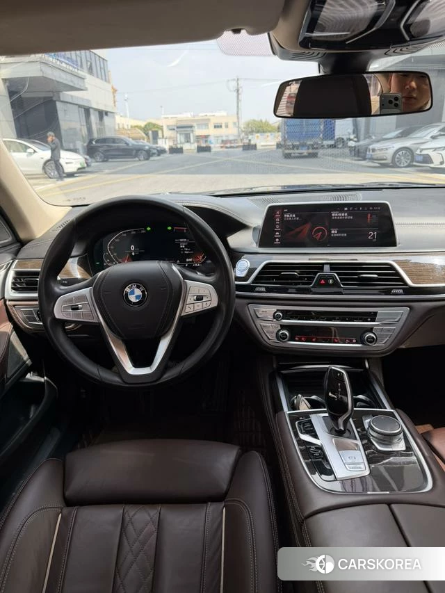 BMW 7 series 2021 Черный из Китая, фото 5