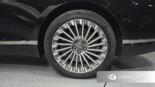 Genesis Electrified G80 (RG3) id 3556210 из Кореи 15