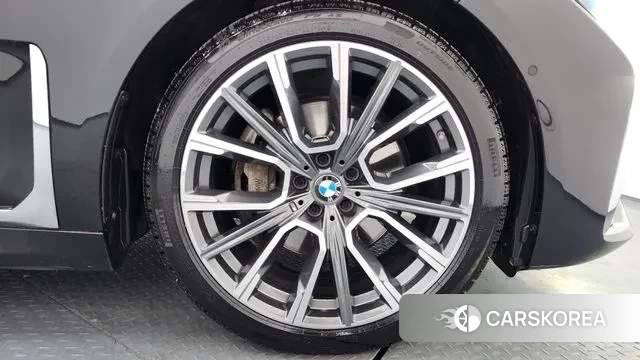 BMW 7 Series (G11) id 3641356 из Кореи 15