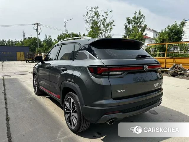 Chang'an CS35 PLUS 2021 Темно-серый из Китая, фото 5